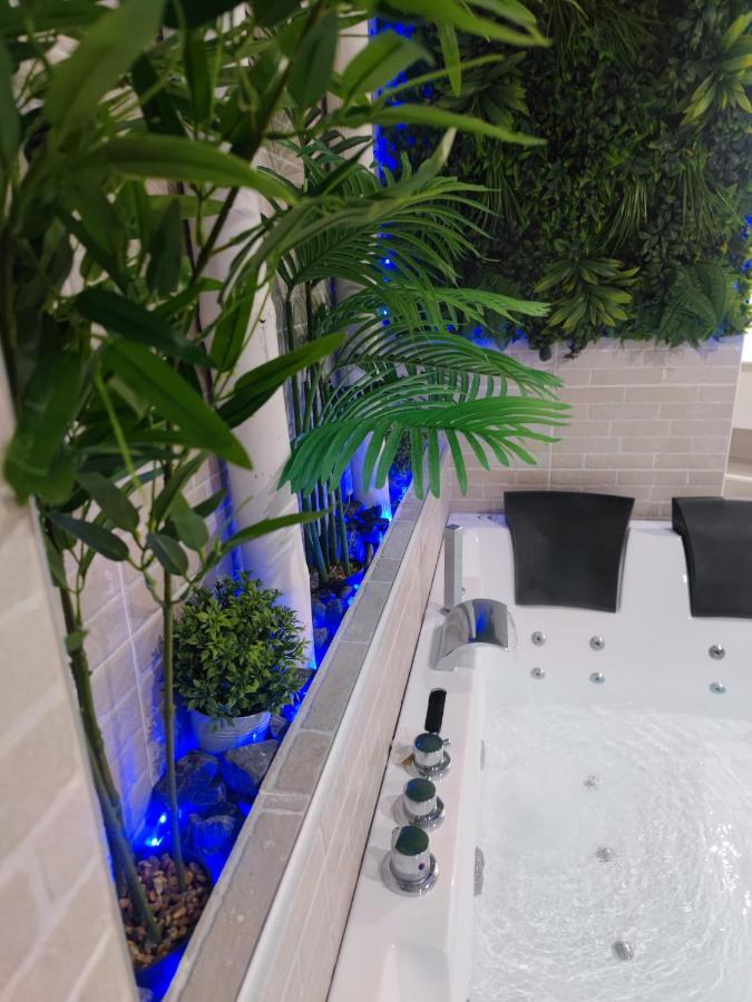 Espectacular Apartamento Con Spa Privado Miami Platja  Exterior foto